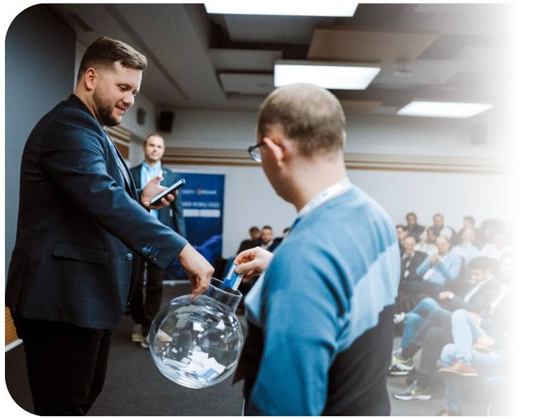 Prize draw during the conference